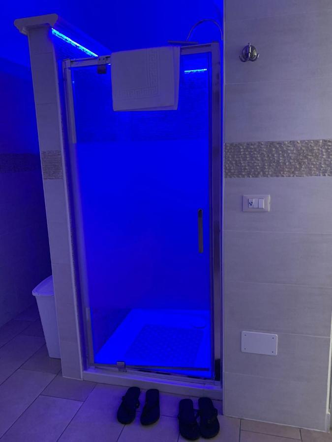 V&M Suite Con Jacuzzi Ostuni Exterior foto